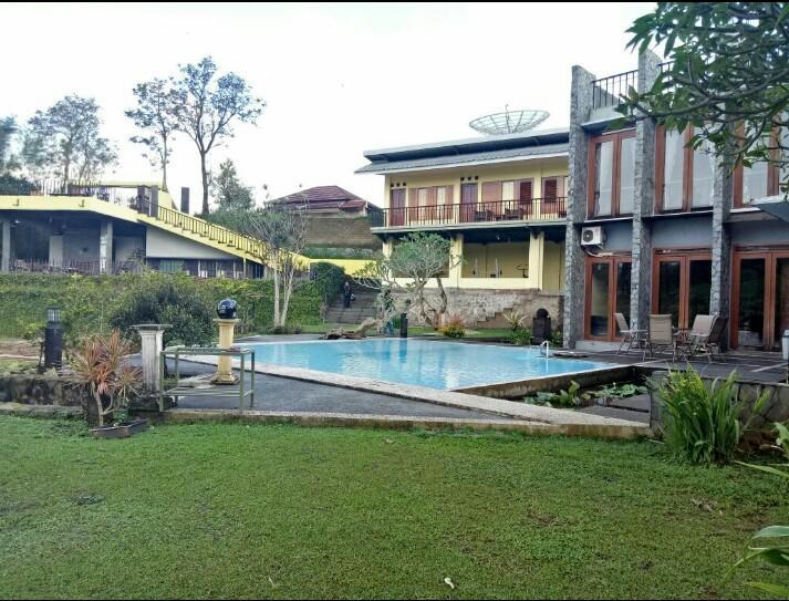 Villa Bukit Danau Cipanas  Exteriör bild